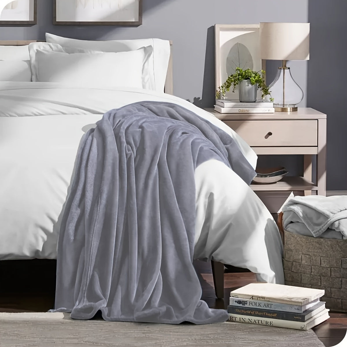 Premium Fleece Blanket – Luxe & Comfort