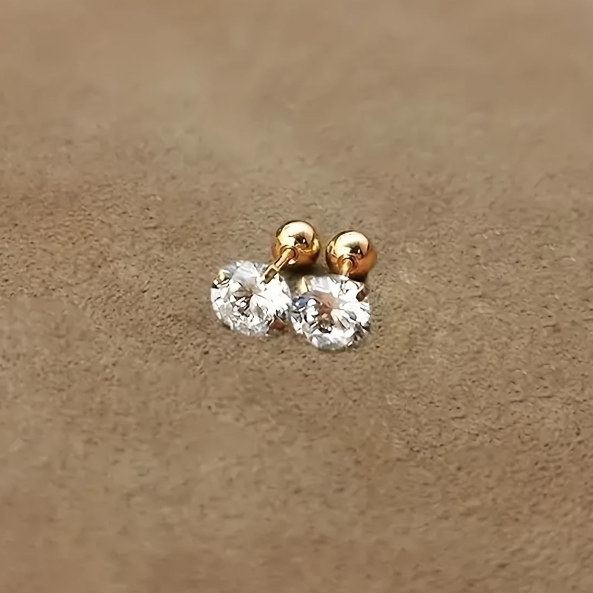 Lumen Sparkle - Tijdloze Titanium Zirkonia Oorknopjes