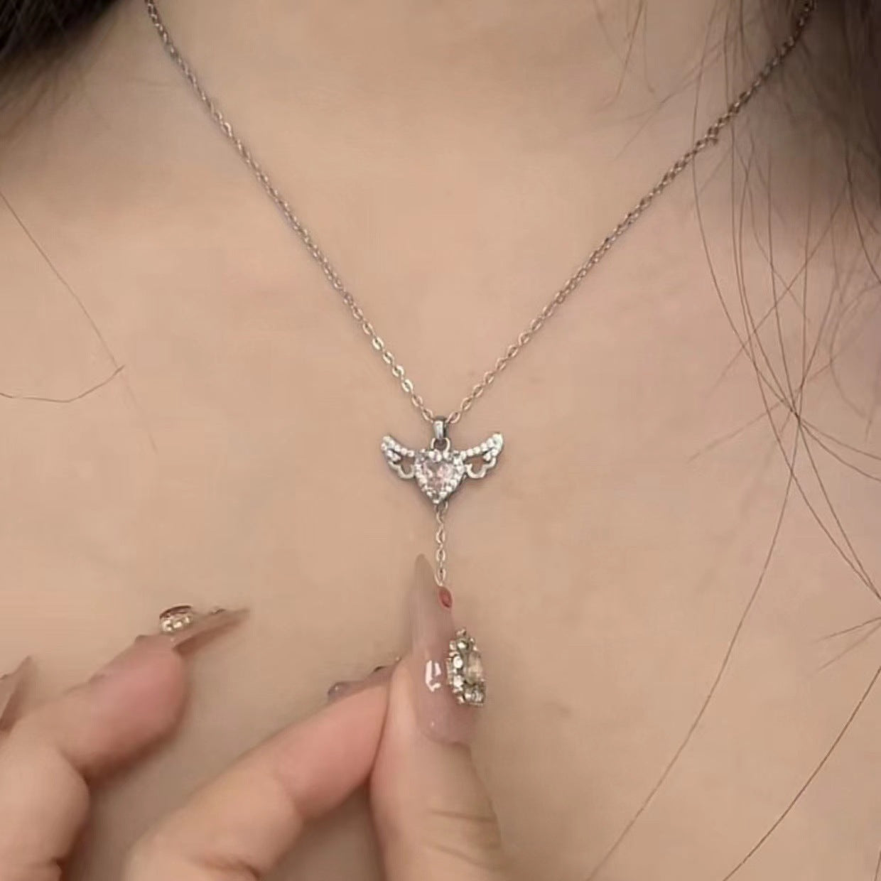 Livia Necklace - Elegante Engelvleugel Hanger