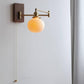 ChicGlow - Elegante Wandlamp van Hout en Keramiek