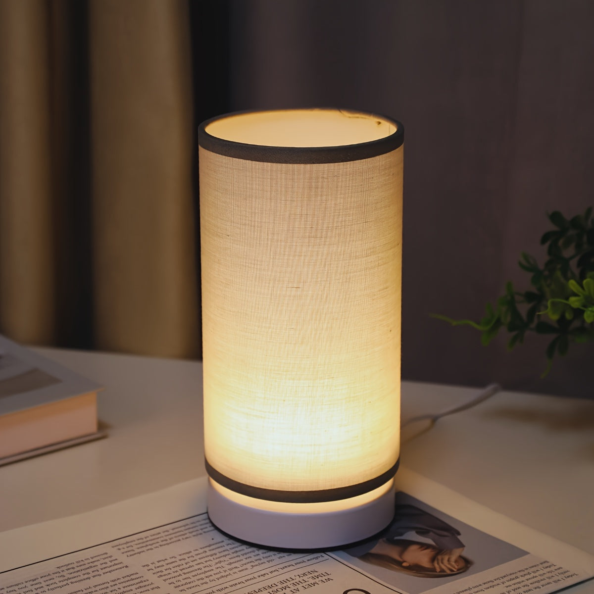 ModernLicht – Verlichte USB Tafellamp in Cilinder