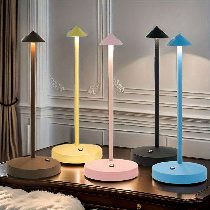 ConusLamp – Strakke USB Tafelverlichting