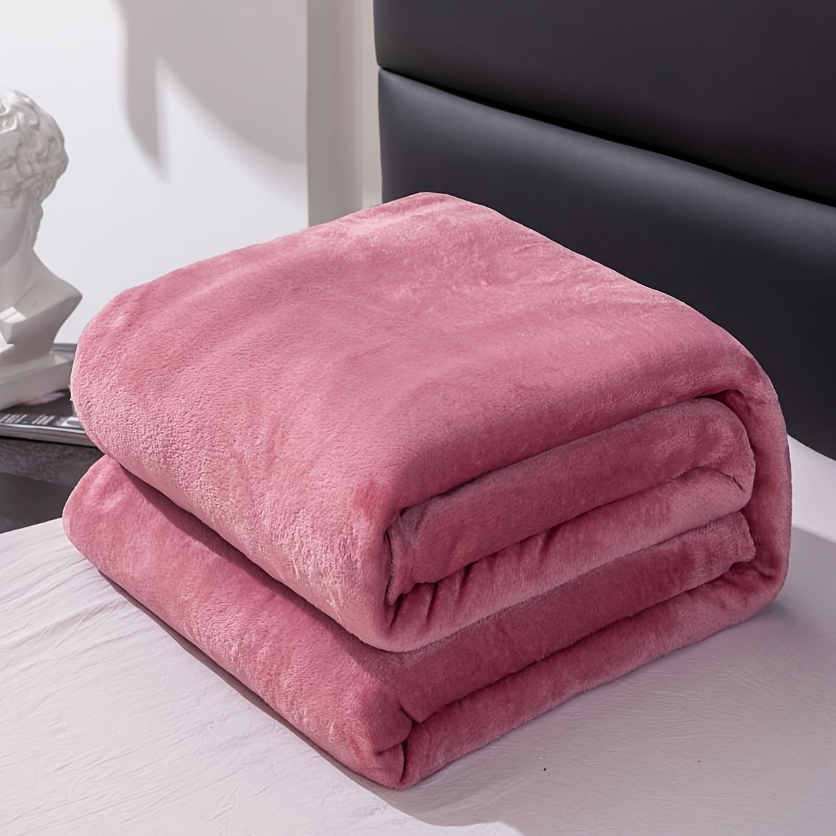 Grijze Flanellen Deken: Luxe Comfort voor Elk Seizoen