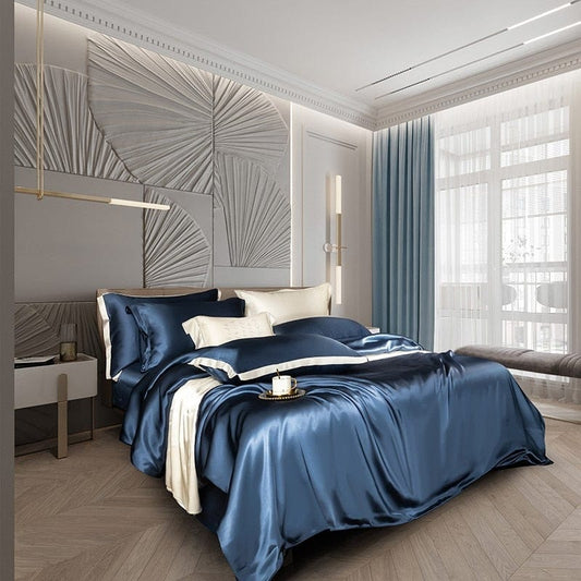 LuxLoom – Premium Moerbeizijde Beddengoed in Navy Blauw
