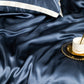 LuxLoom – Premium Moerbeizijde Beddengoed in Navy Blauw