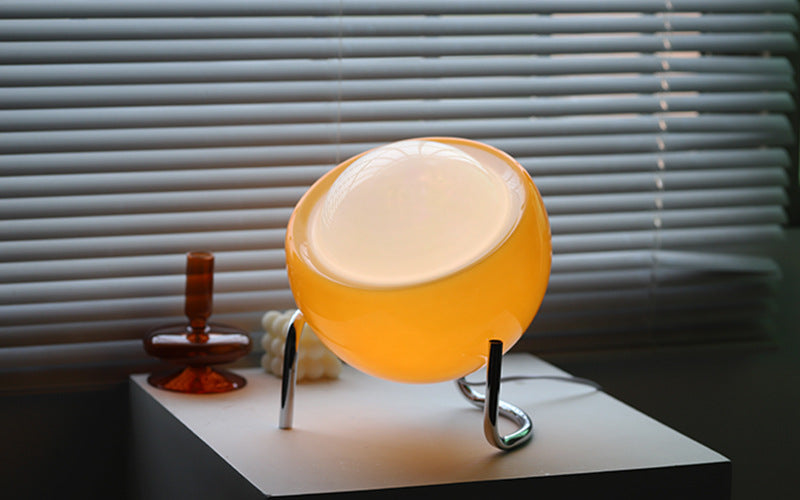 RetroGlow - Scandinavische Glas Tafellamp voor Sfeer
