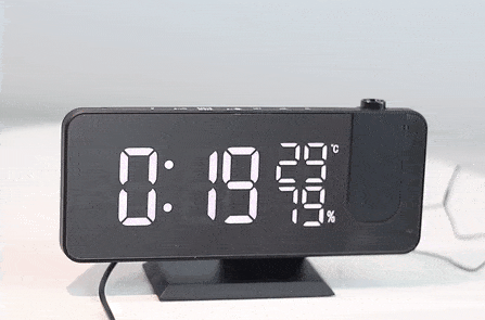 Astronatic™ Alarmklok - LED Scherm met 180° Projector