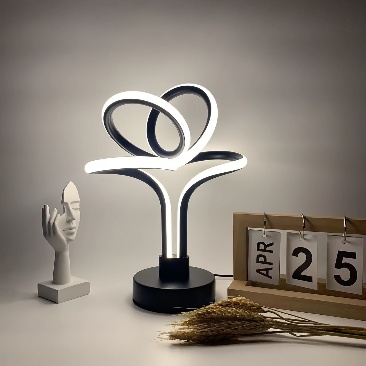 LumiNordic – Scandinavische USB LED Tafellamp
