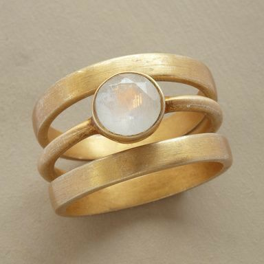 Prachtige Vintage Gouden Ring met Stralende Maansteen - Noctis