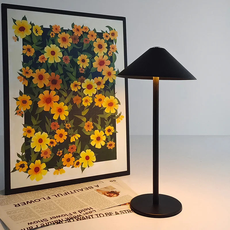 Elegante GoLumina Draadloze Bureaulamp met Verstelbare Verlichting