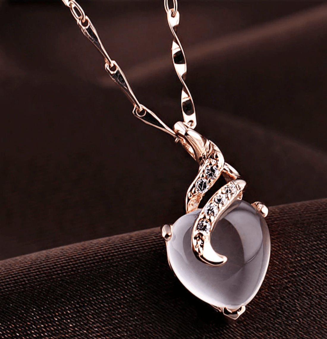 Calista Heart - Elegante Opaal Halsketting