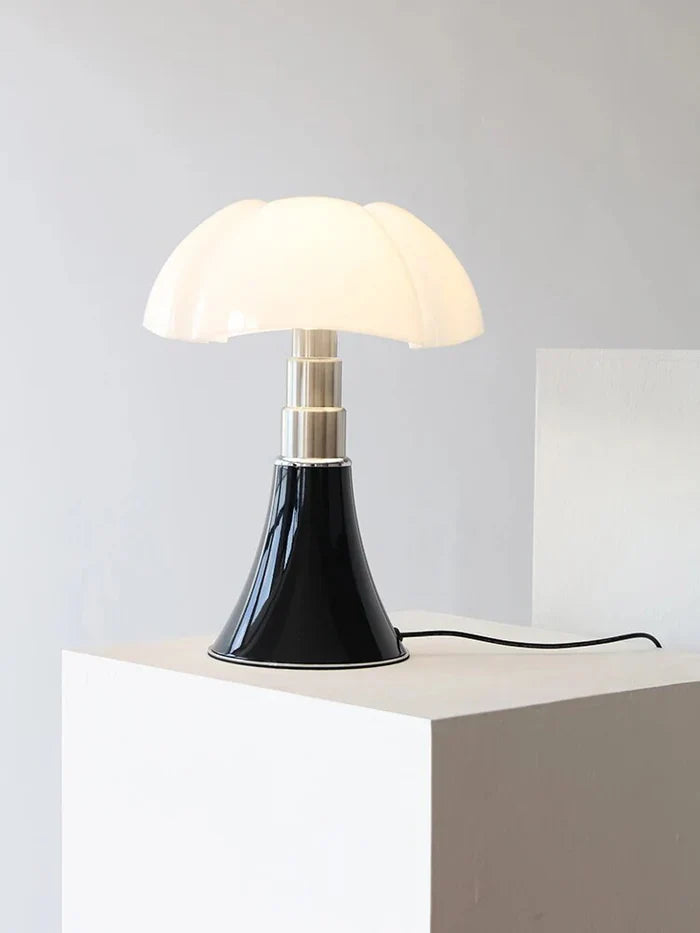 FloraLuxe - Elegante Bloemen Tafellamp voor Interieur