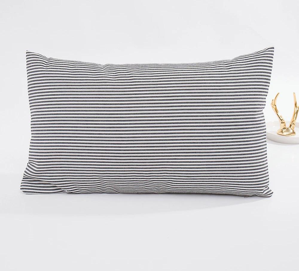 Stijlvolle MarbreLuxe Kussenhoes - Moderne Streep Kussenhoes voor Elegante Interieurs