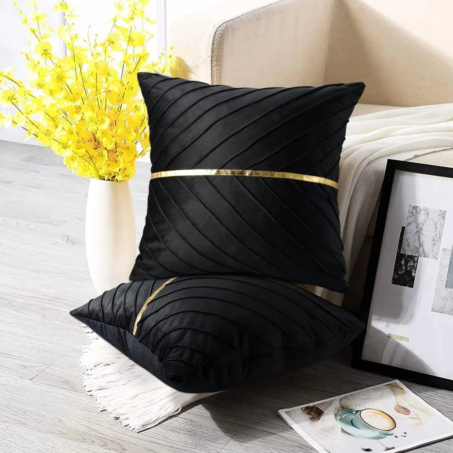 Noir Élégance Kussenhoes - Luxe Fluwelen Kussenhoes met Gouden Pailletten - Verfijn Uw Interieur