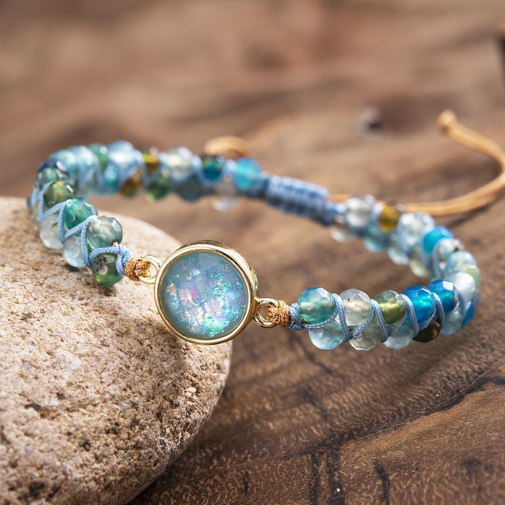 Liora Bracelet - Elegante Blauwe Opaal Sieraad