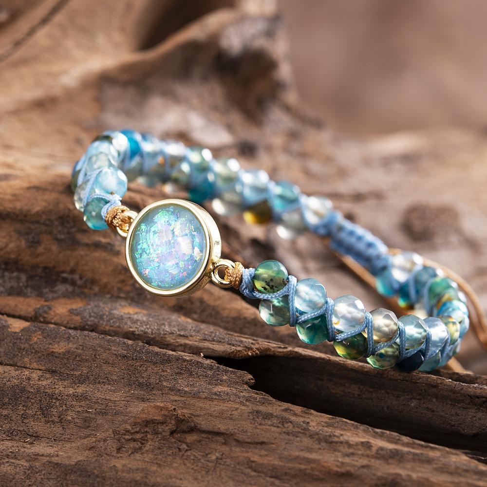 Liora Bracelet - Elegante Blauwe Opaal Sieraad
