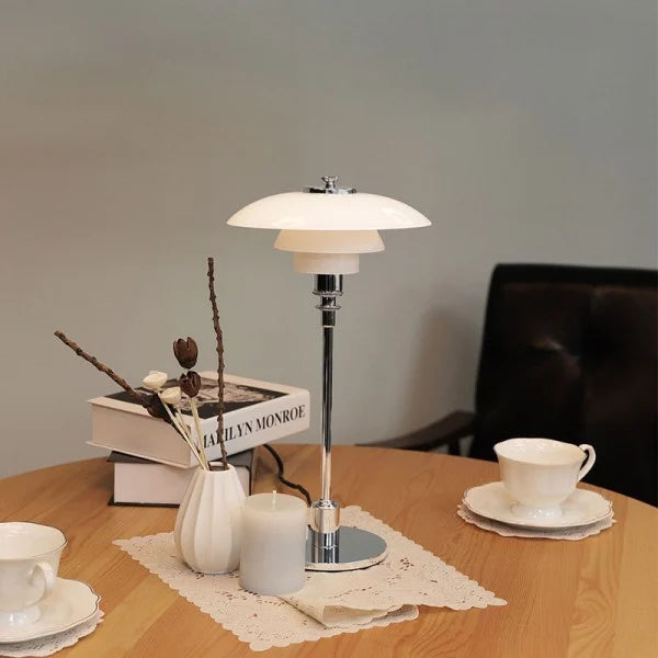 FusionLamp - Moderne Tafelverlichting met Elegante Structuur