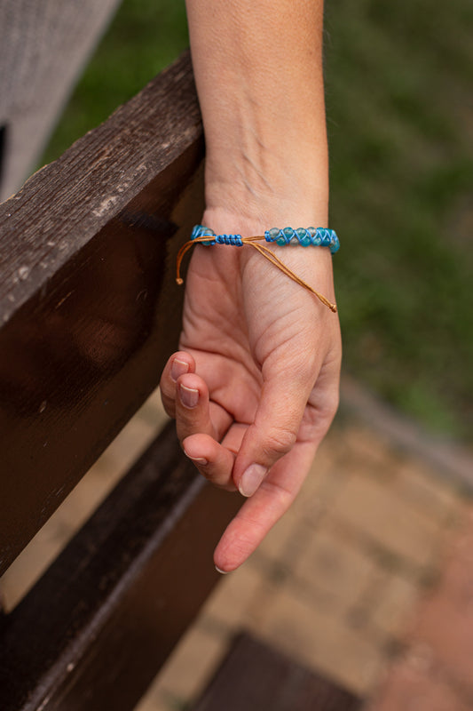 Liora Bracelet - Elegante Blauwe Opaal Sieraad