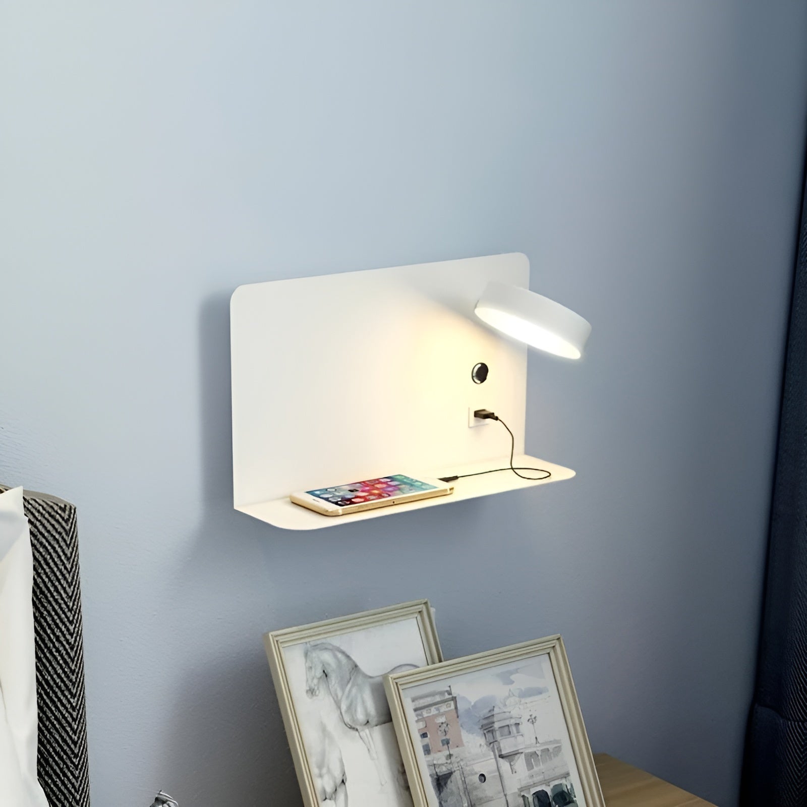 LumiCharge Wandlamp – Oplaadbare Elegantie met USB-LED Verlichting voor Luxe Sfeer