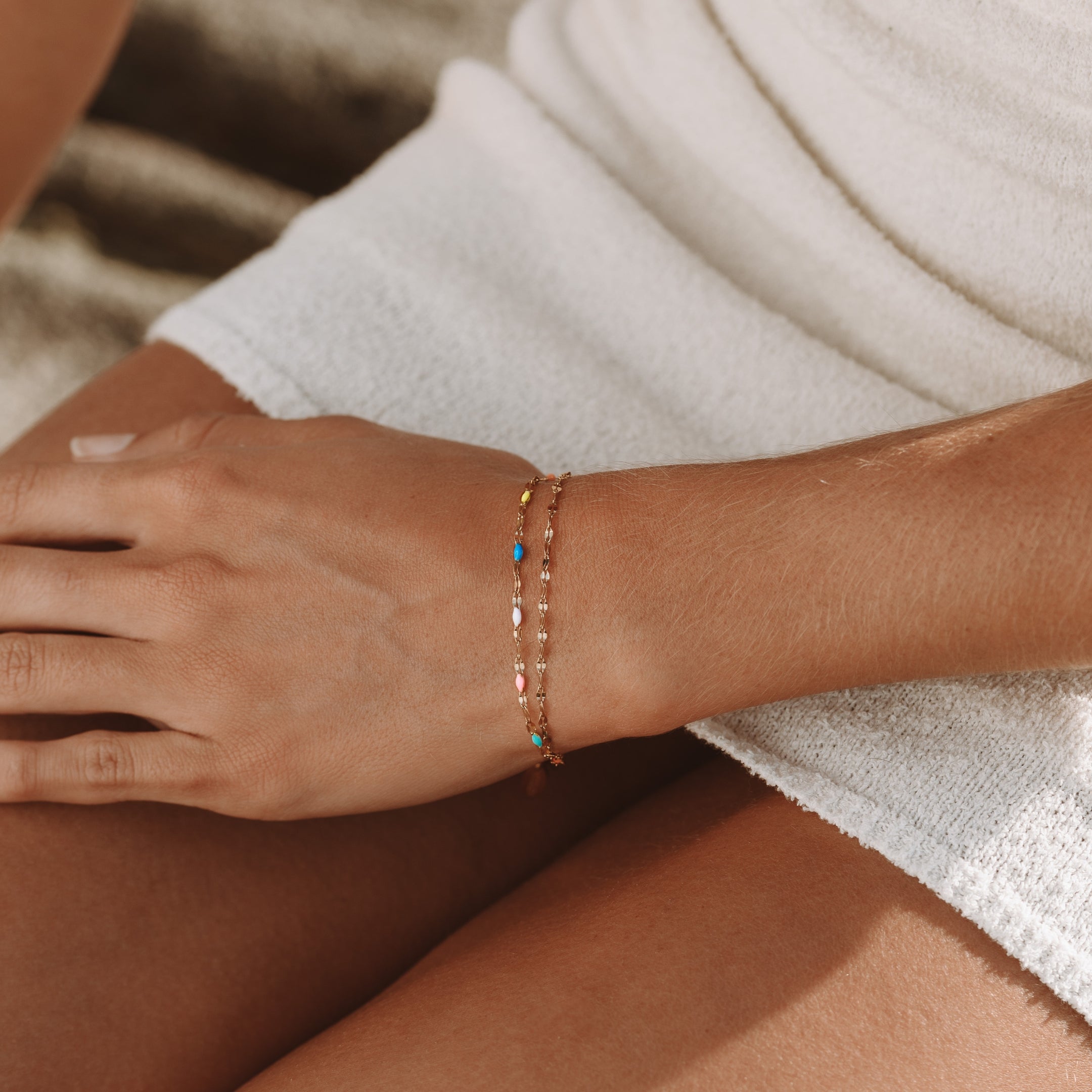 Elise's Charming Rainbow Dainty Armband