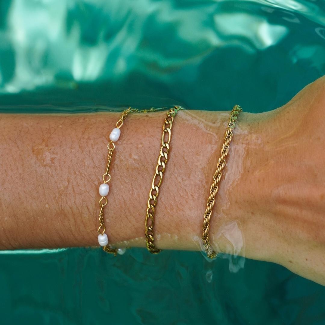 Elegant Amara Armband met Stralende Zoetwaterparels