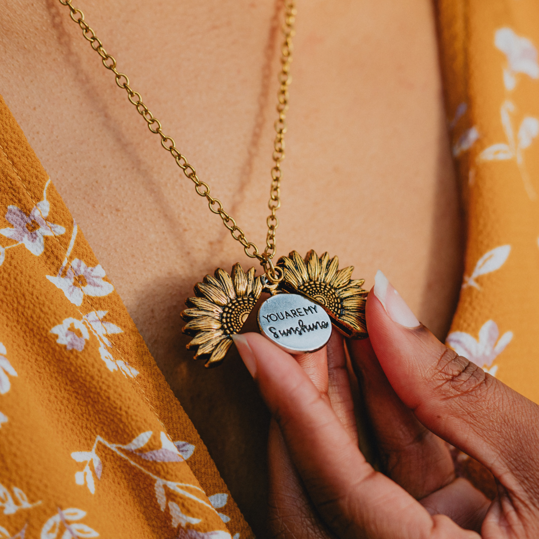 Solara – Elegante Zonnebloem Damesketting