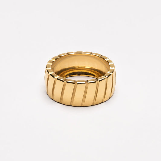 Stunning Stella Statement Ring