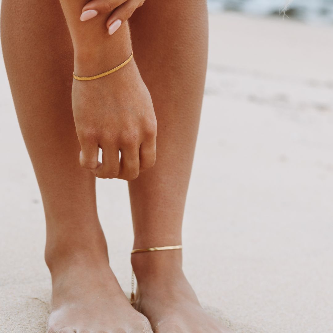 Elegant Lana Herringbone Bracelet