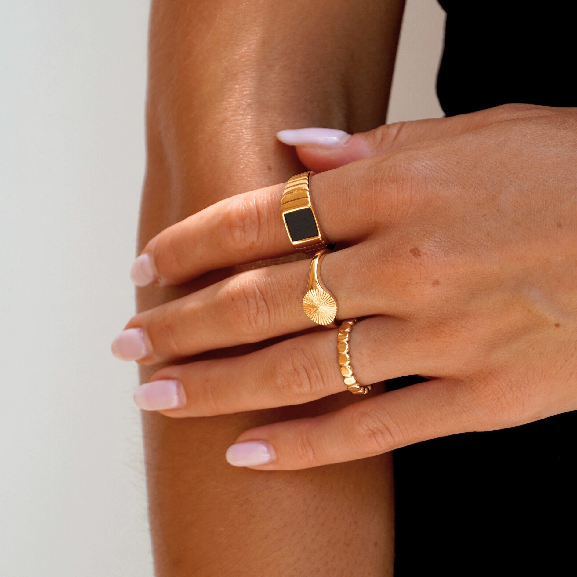 Striking Sunlight Ring - Solara Collection