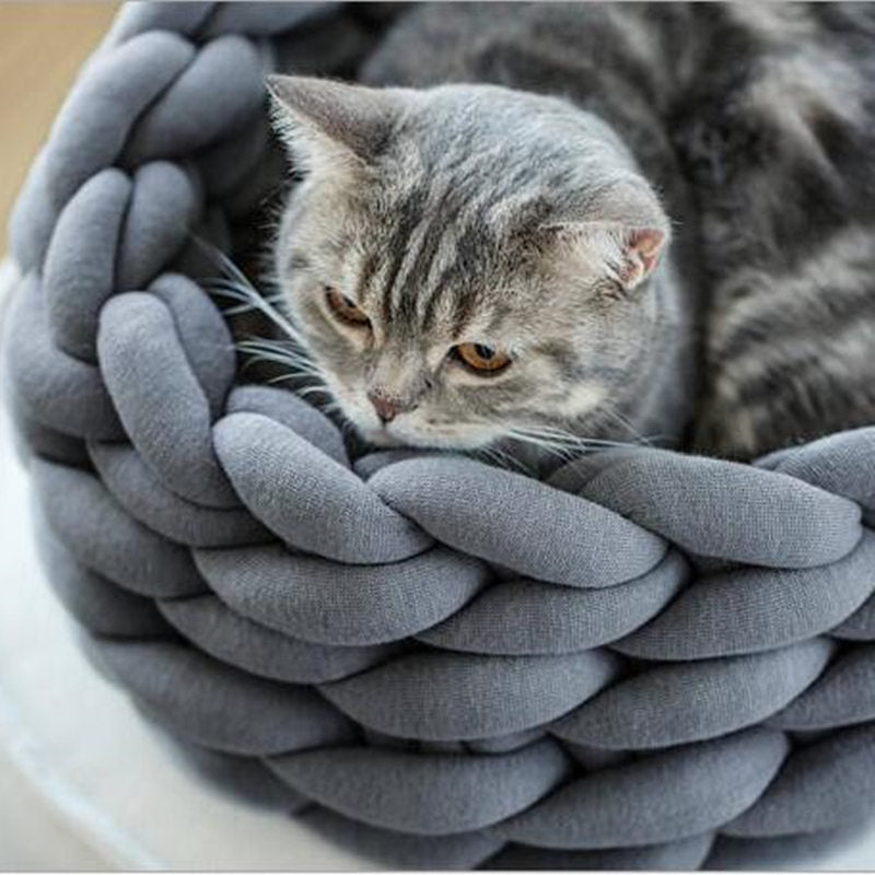 WoollyNest – Stijlvolle Mand voor Huisdieren