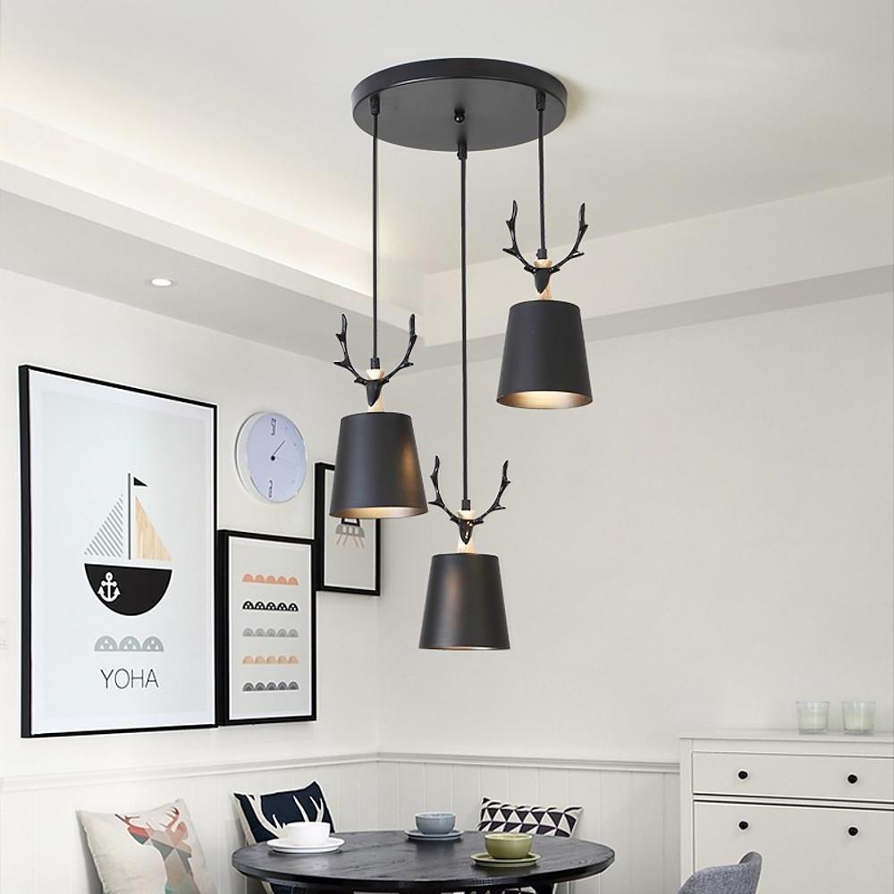 ForestGlow Pendant - Elegante LED Hanglamp met Herten Gewei Ontwerp