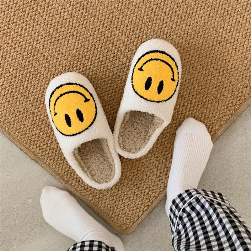 FluffySmile Slippers™ - Never cold feet again